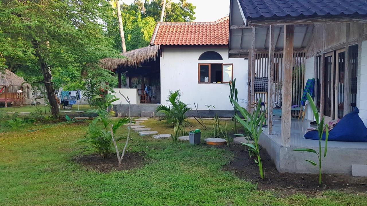 Kayu Cottage Гили Траванган Экстерьер фото