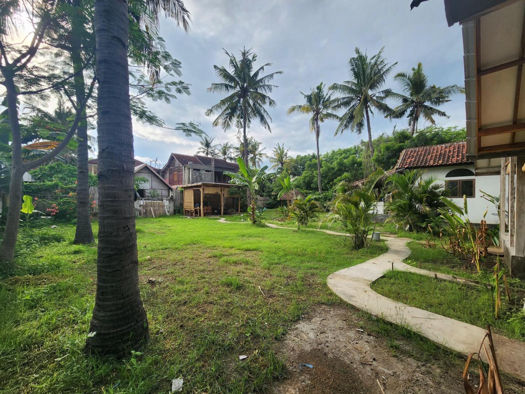 Kayu Cottage Гили Траванган Экстерьер фото
